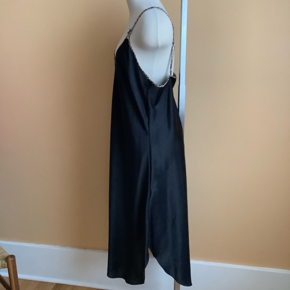 NATORI Private Luxuries Satin Leopard Long Robe & Matching Slip Size 1X - Picture 5 of 16